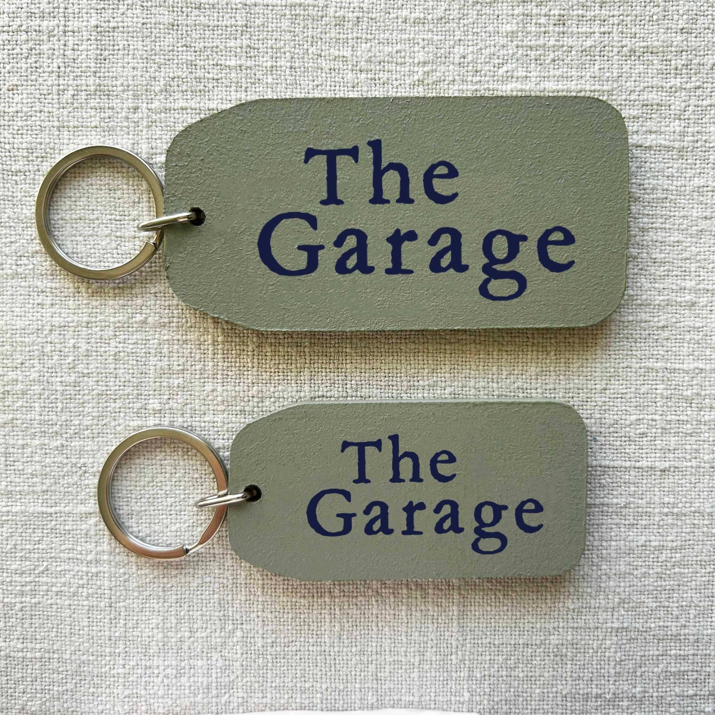 THE WOODEN POSTCARD COMPANY - THE GARAGE Wooden Key Tag: 6x Mini Tags (8x4cm)