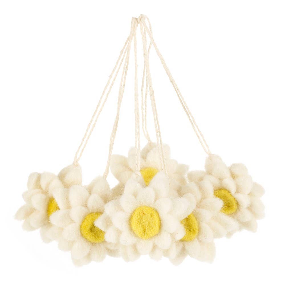 6 Handmade Hanging Daisies Felt Easter Decorations