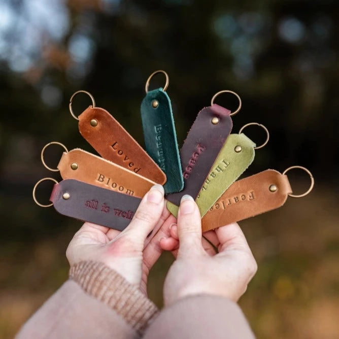 "Breathe" Leather Encouragement Keyring - Conker