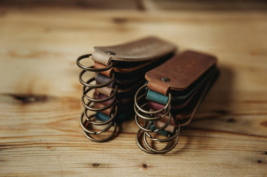 "HOME" Leather Encouragement Keyring - Evergreen