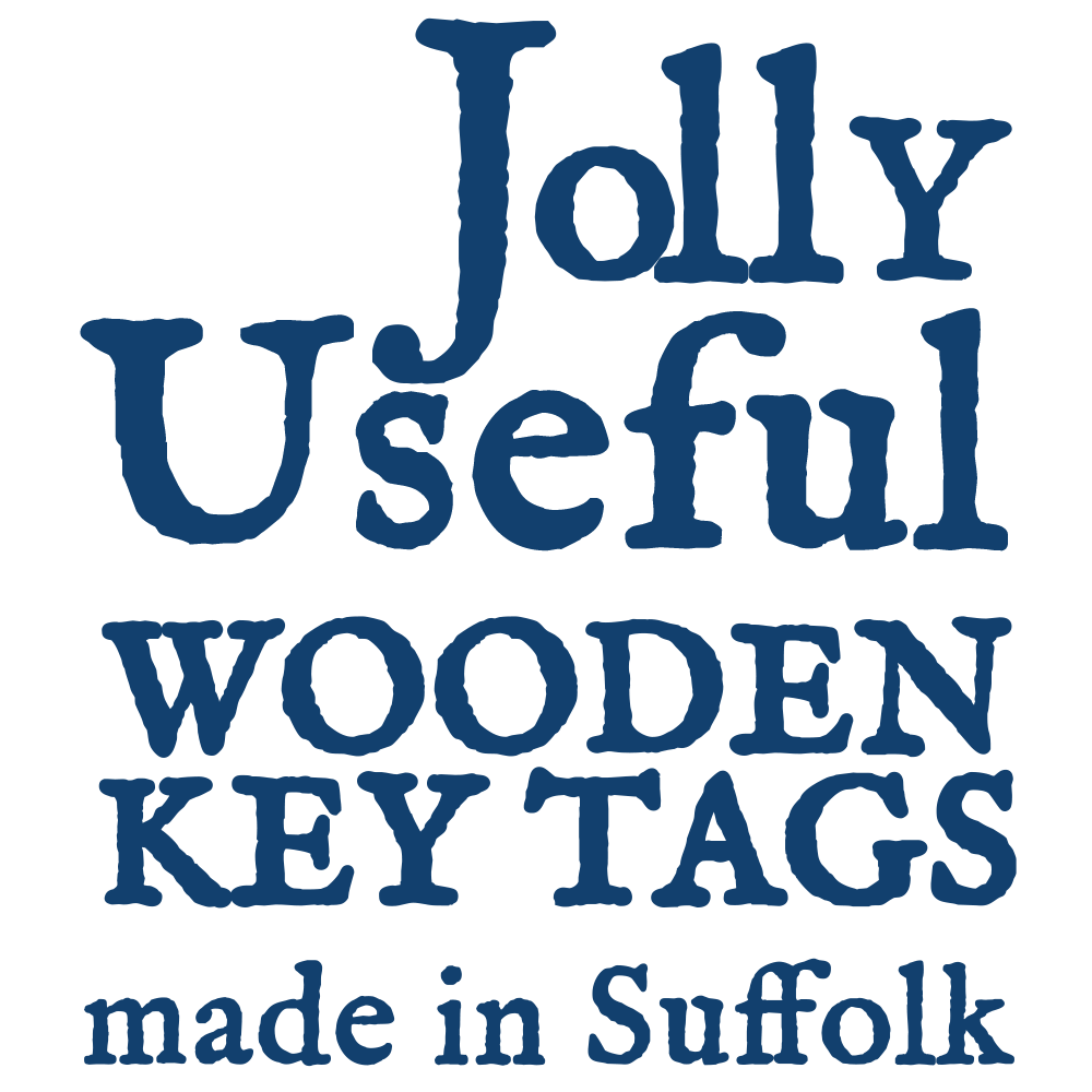 THE WOODEN POSTCARD COMPANY - 96 WOODEN KEY TAGS + FREE TREE STAND: Small key tags (8x4cm RRP £4.95)