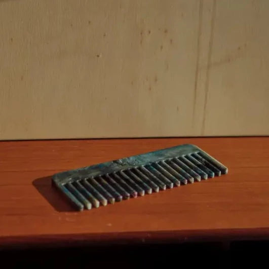 Recycled Plastic Comb - Malestrom