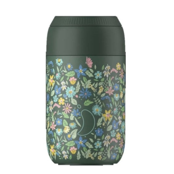 https://thoughtful-living.co.uk/cdn/shop/products/chillys-bottles-liberty-summer-sprigs-pine-green-340ml-coffee-cup-p31435-80632_image_07f045c0-058e-489e-ab70-308602bd52f1.jpg?v=1679489661&width=1445